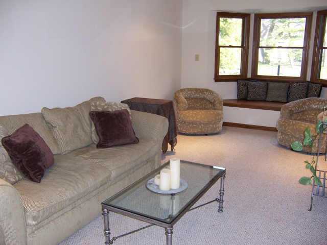 2759 Brandon Road Columbus, OH 43221 - Photo 8 of 10