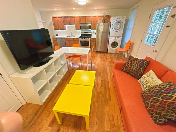 $5,000 | 130 West 8th Street, Unit 1, Boston, MA 02127