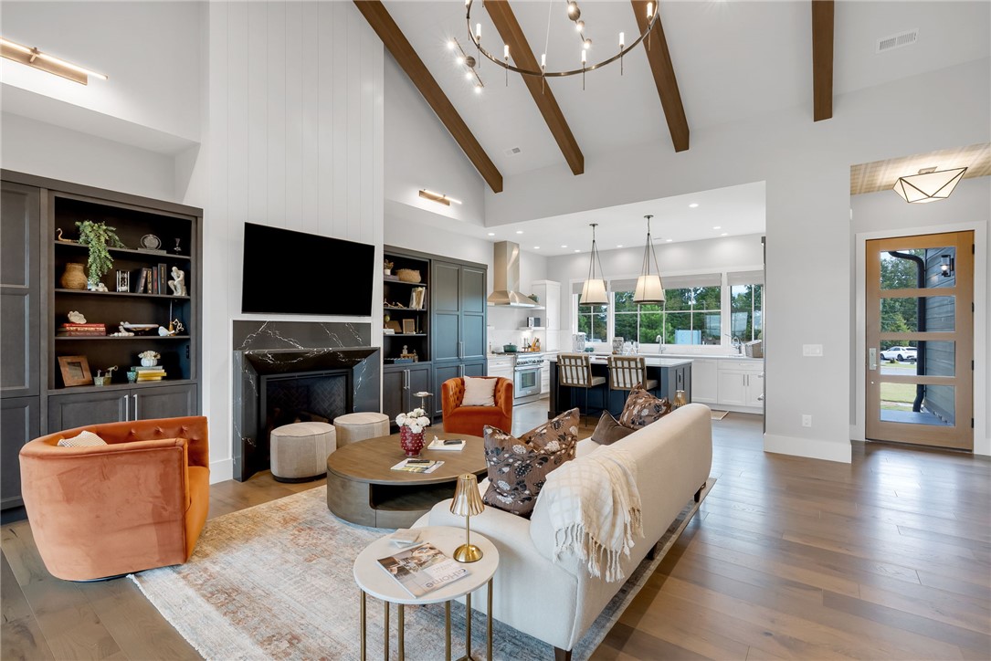 101 Spring Cove Way Six Mile, SC 29682 - Photo 3 of 31