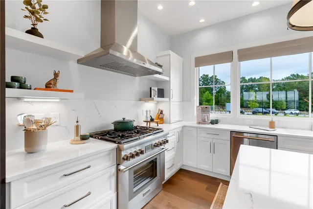 $1,350,000 | 101 Spring Cove Way, Six Mile, SC 29682