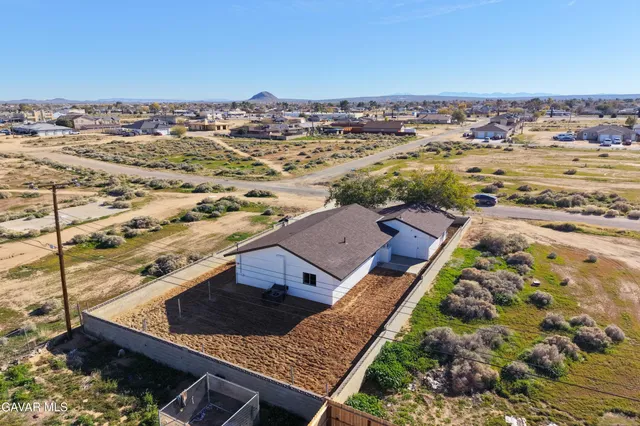 $250,000 | 8443 Dogbane Avenue, California City, CA 93505