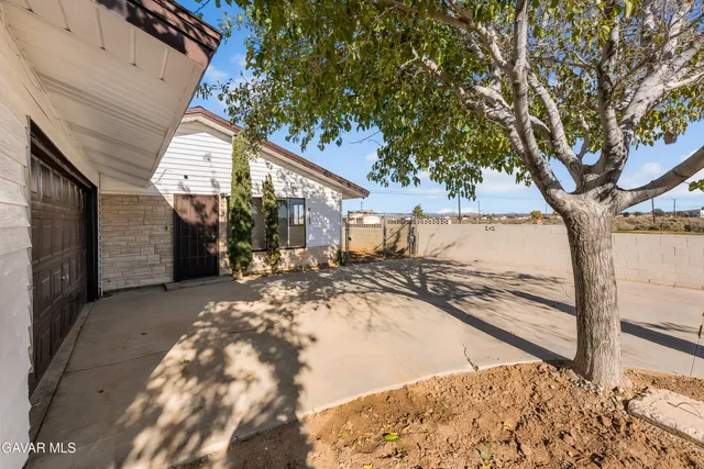 $250,000 | 8443 Dogbane Avenue, California City, CA 93505