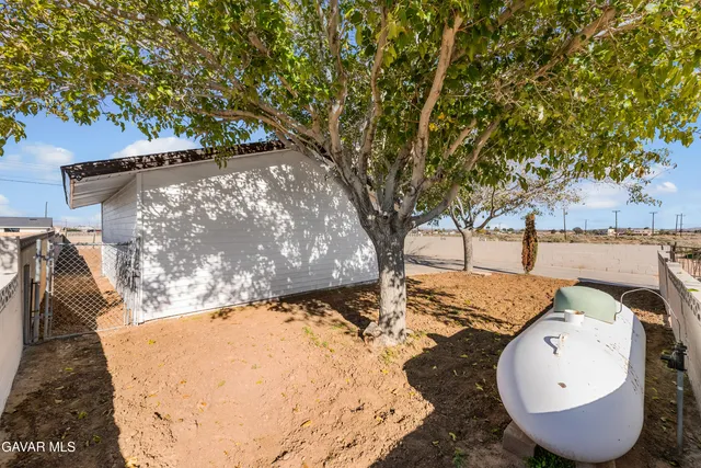 $250,000 | 8443 Dogbane Avenue, California City, CA 93505