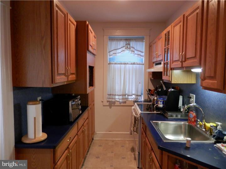 217 Marlboro Road Ardmore, PA 19003 - Photo 3 of 15 Kitchen