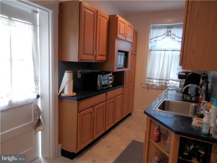 217 Marlboro Road Ardmore, PA 19003 - Photo 5 of 15 Kitchen