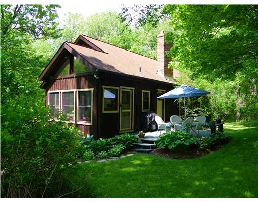 383 Irwin Road Gibsonia, PA 15044 - Photo 16 of 17 Exterior Back.