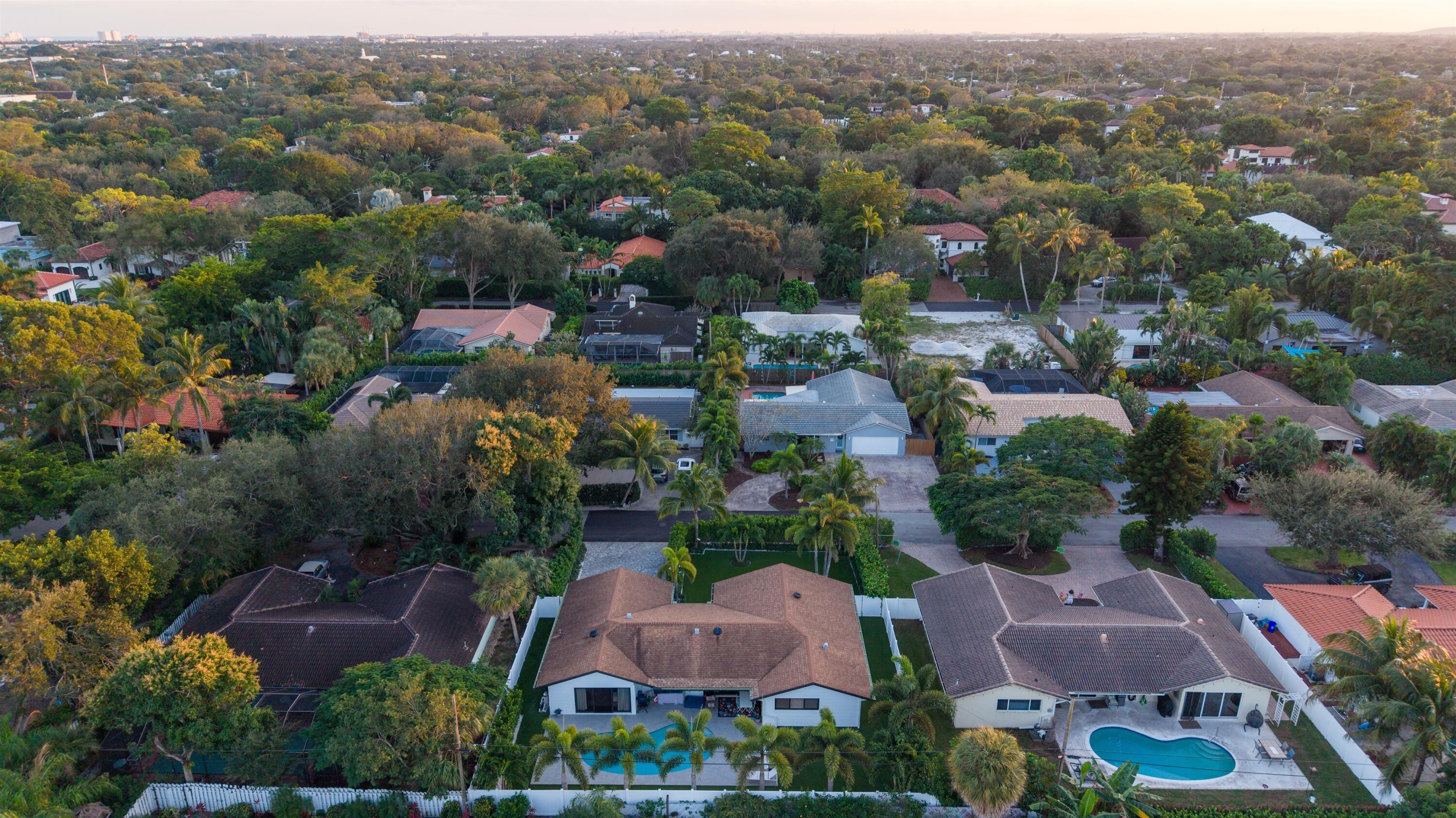 833 Northwest 6th Terrace Boca Raton, FL 33486 - Photo 46 of 49 an aerial view of multiple house