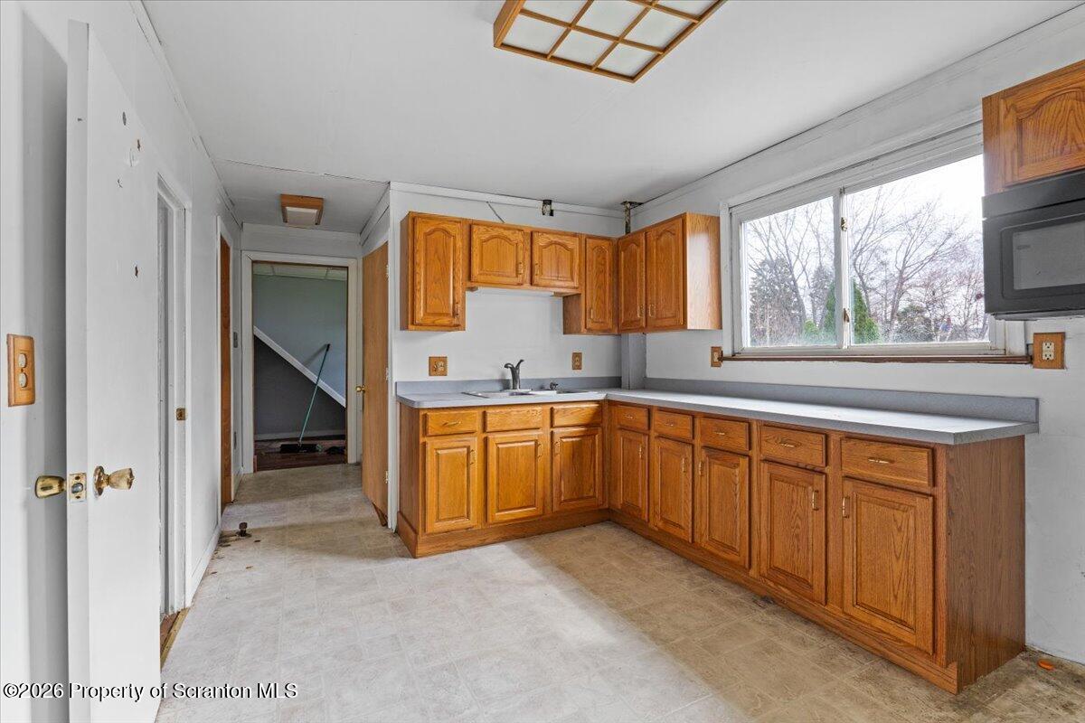 1134 Hampton Street Scranton, PA 18504 - Photo 15 of 48 21-Apartment One Kitchen (3)