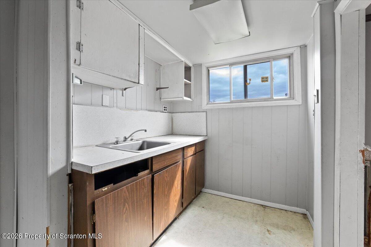 1134 Hampton Street Scranton, PA 18504 - Photo 24 of 48 32-Apartment Two Kitchen