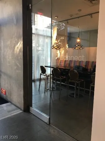 $1,850 | 353 East Bonneville Avenue, Unit 811, Las Vegas, NV 89101