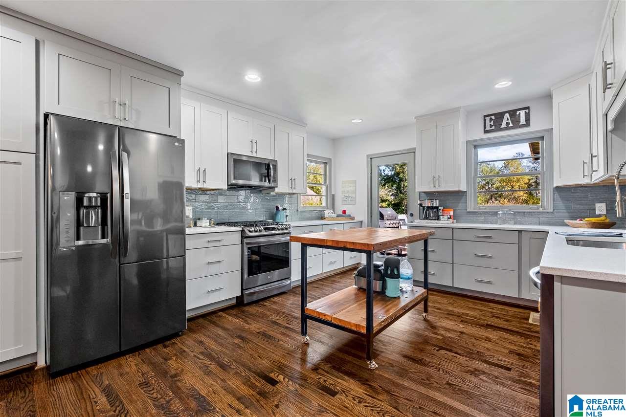 567 Shades Crest Road Birmingham, AL 35226 - Photo 6 of 37 Gallery Image 6