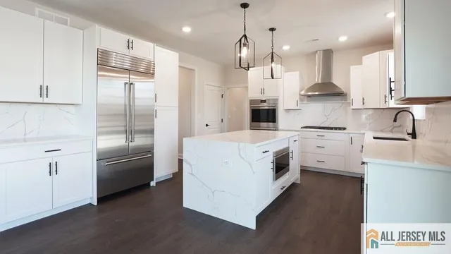 $1,299,000 | 1 Michael Court, North Brunswick, NJ 08902