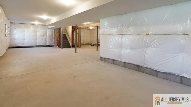 $1,299,000 | 1 Michael Court, North Brunswick, NJ 08902