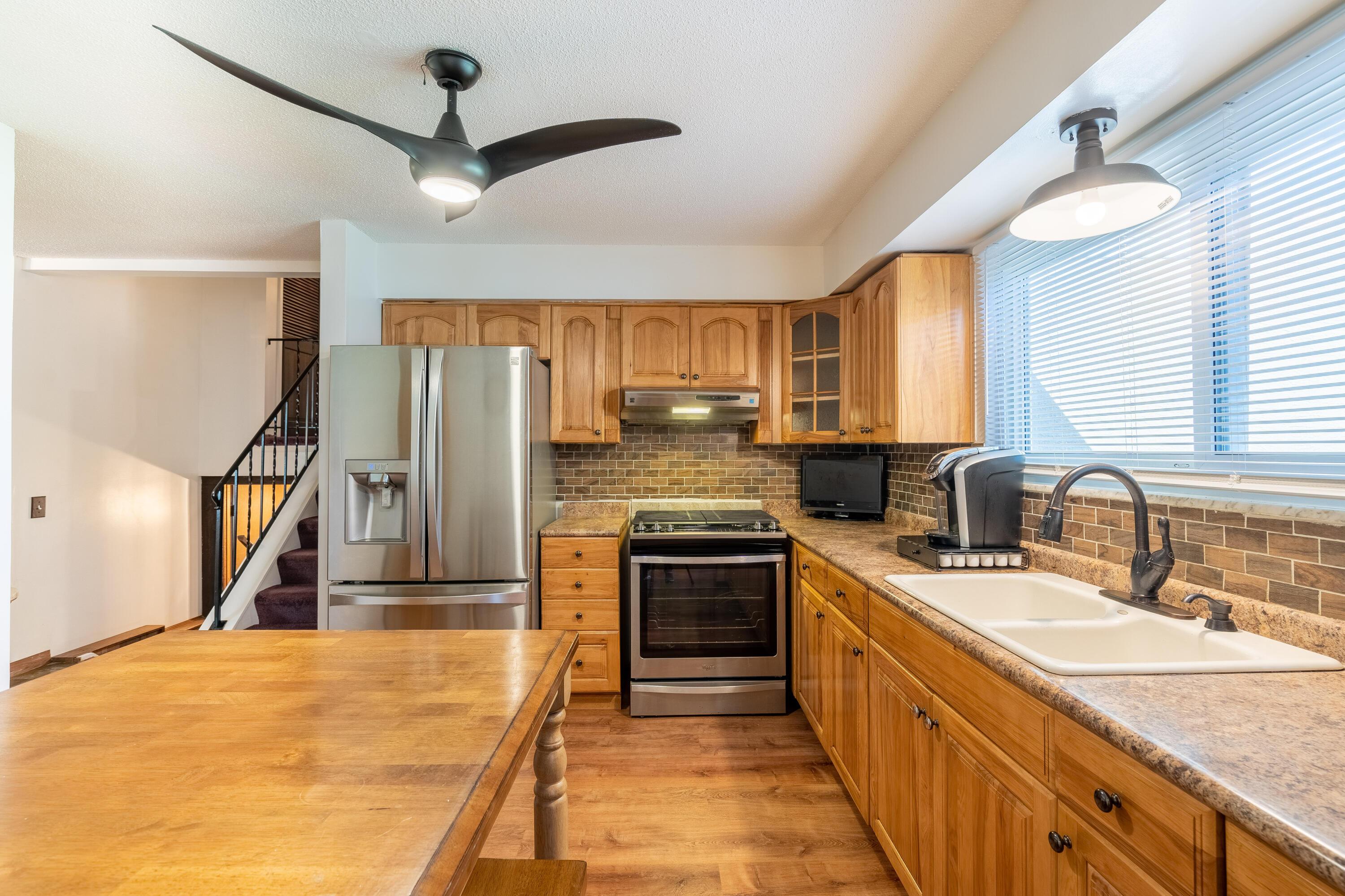 2278 Edmonton Road Columbus, OH 43229 - Photo 12 of 37 2278 Edmonton rd-6