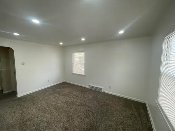 $119,000 | 6491 Stahelin Avenue, Detroit, MI 48228