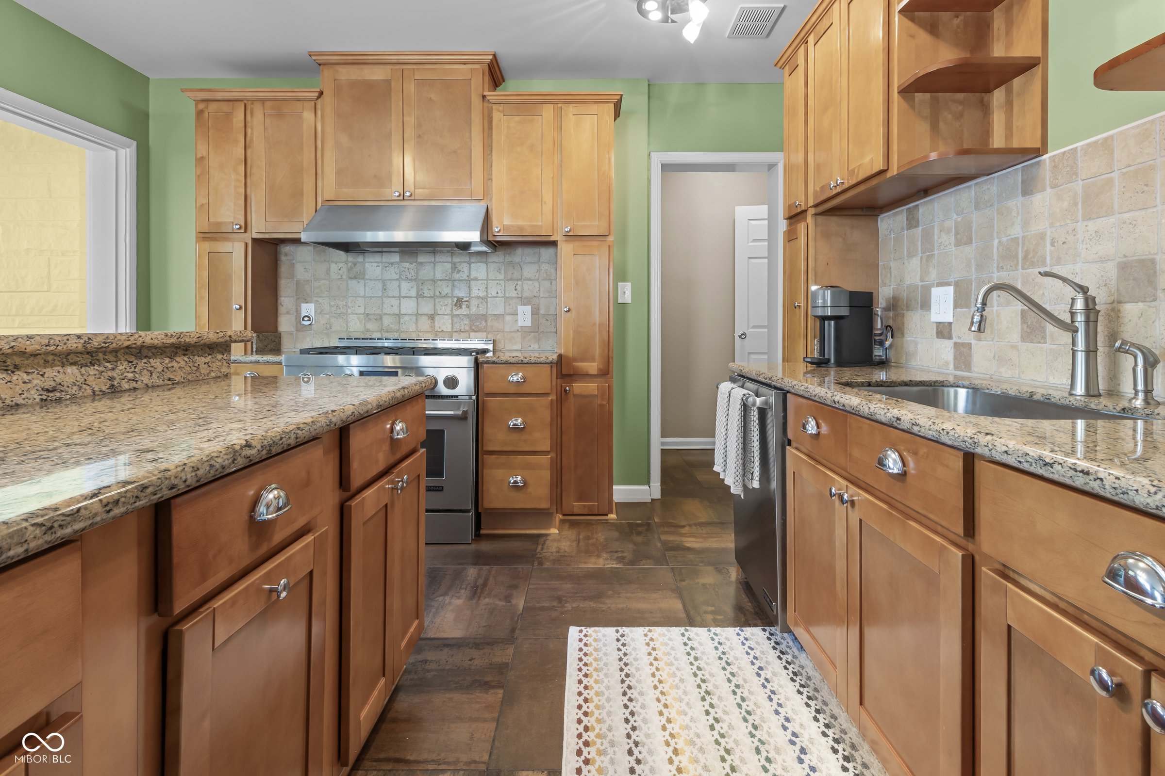 6021 Garver Road Indianapolis, IN 46208 - Photo 5 of 39 Gallery Image 5