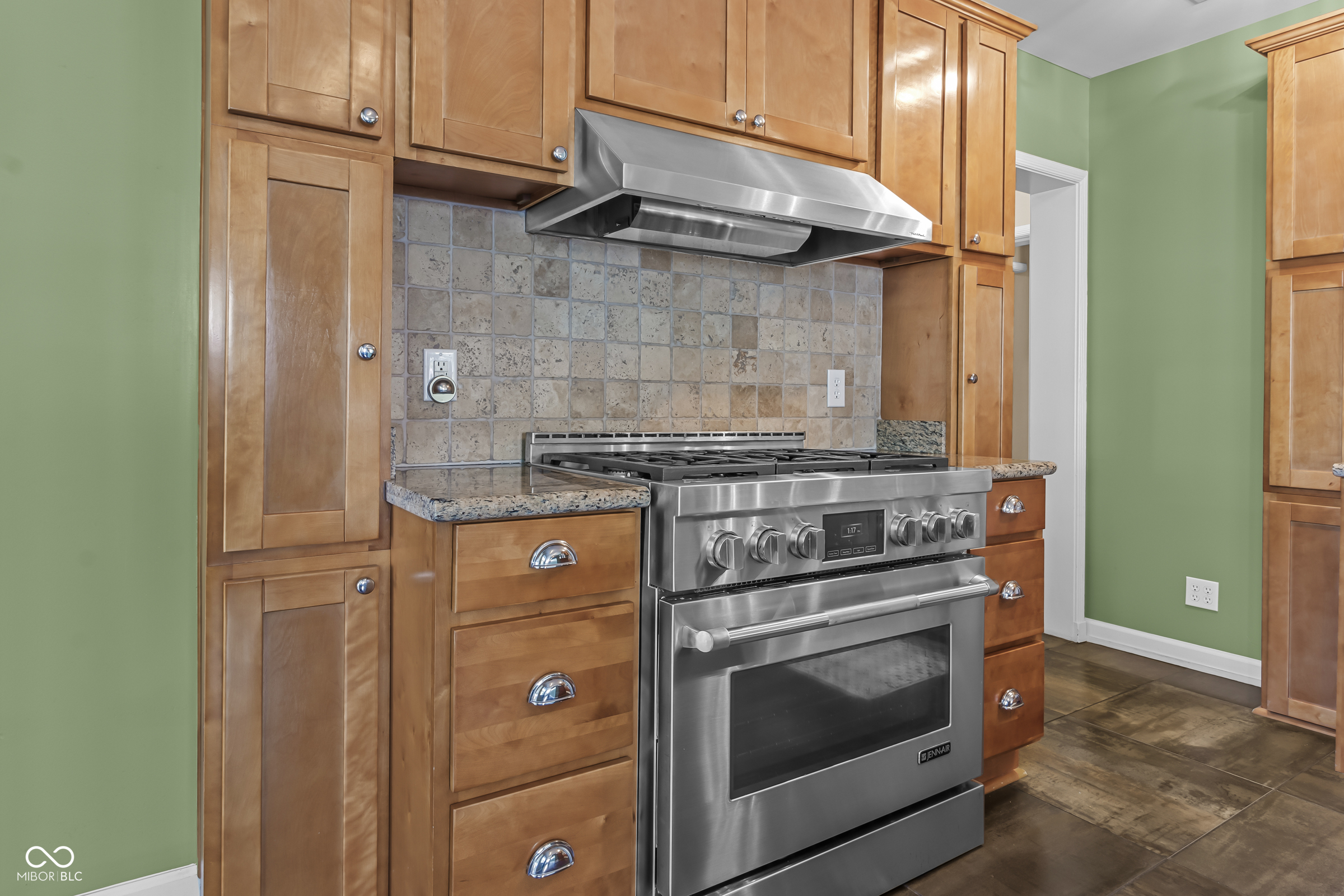 6021 Garver Road Indianapolis, IN 46208 - Photo 7 of 39 Gallery Image 7