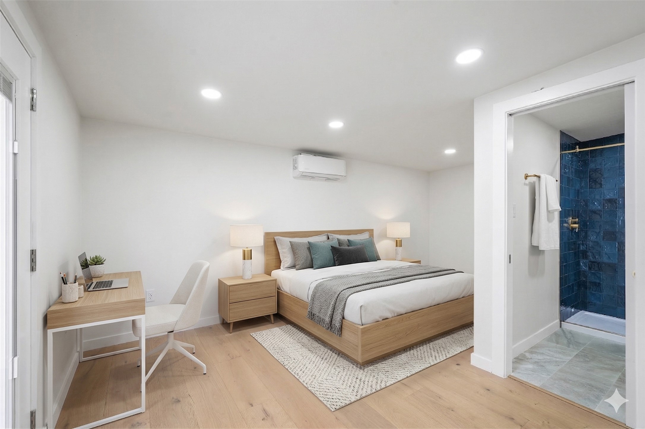 3807 Wilson Street Austin, TX 78704 - Photo 12 of 40 Third bedroom with private bath and exterior access (virtually staged)