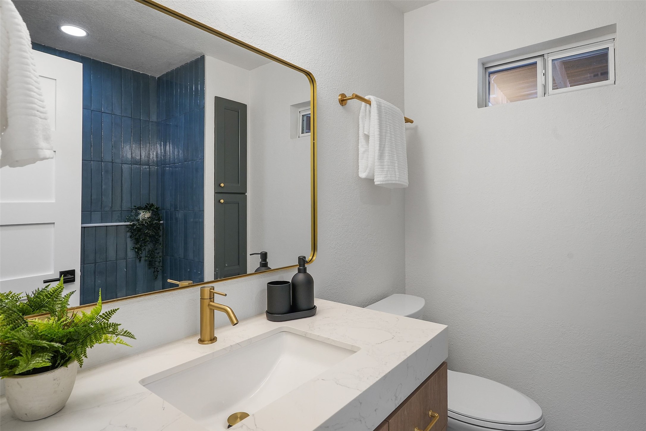 3807 Wilson Street Austin, TX 78704 - Photo 18 of 40 secondary bath