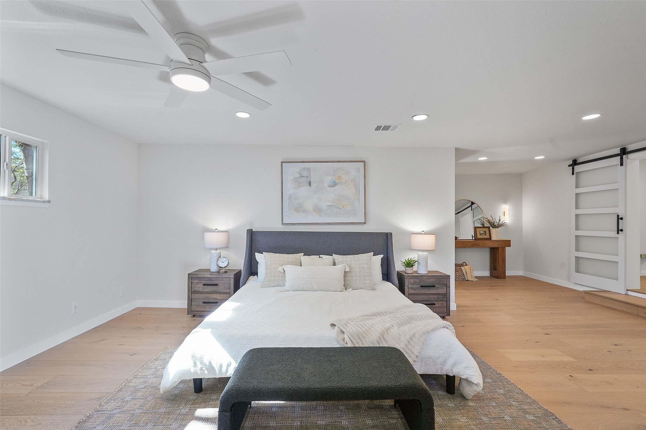 3807 Wilson Street Austin, TX 78704 - Photo 24 of 40 Spacious Primary Retreat
