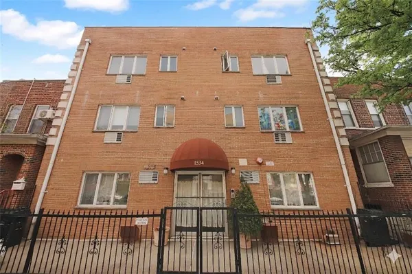 $438,000 | 1534 West 7th Street, Unit 3B | Bensonhurst