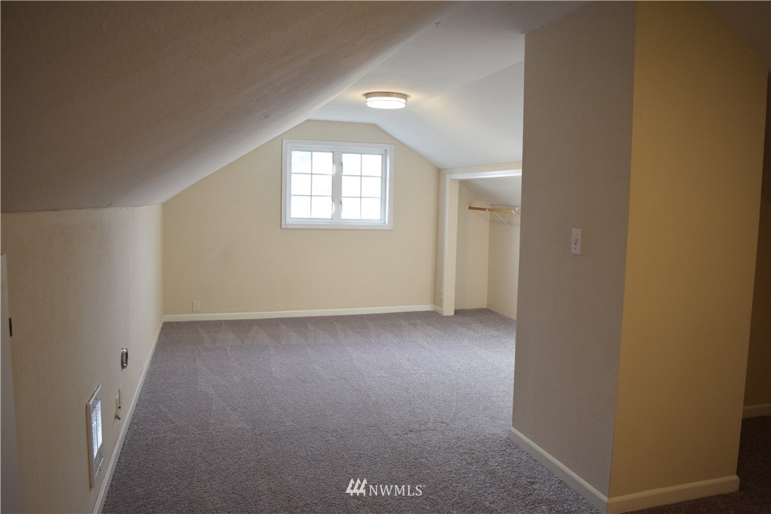 512 Williams Avenue South Renton, WA 98057 - Photo 12 of 21 Gallery Image 12