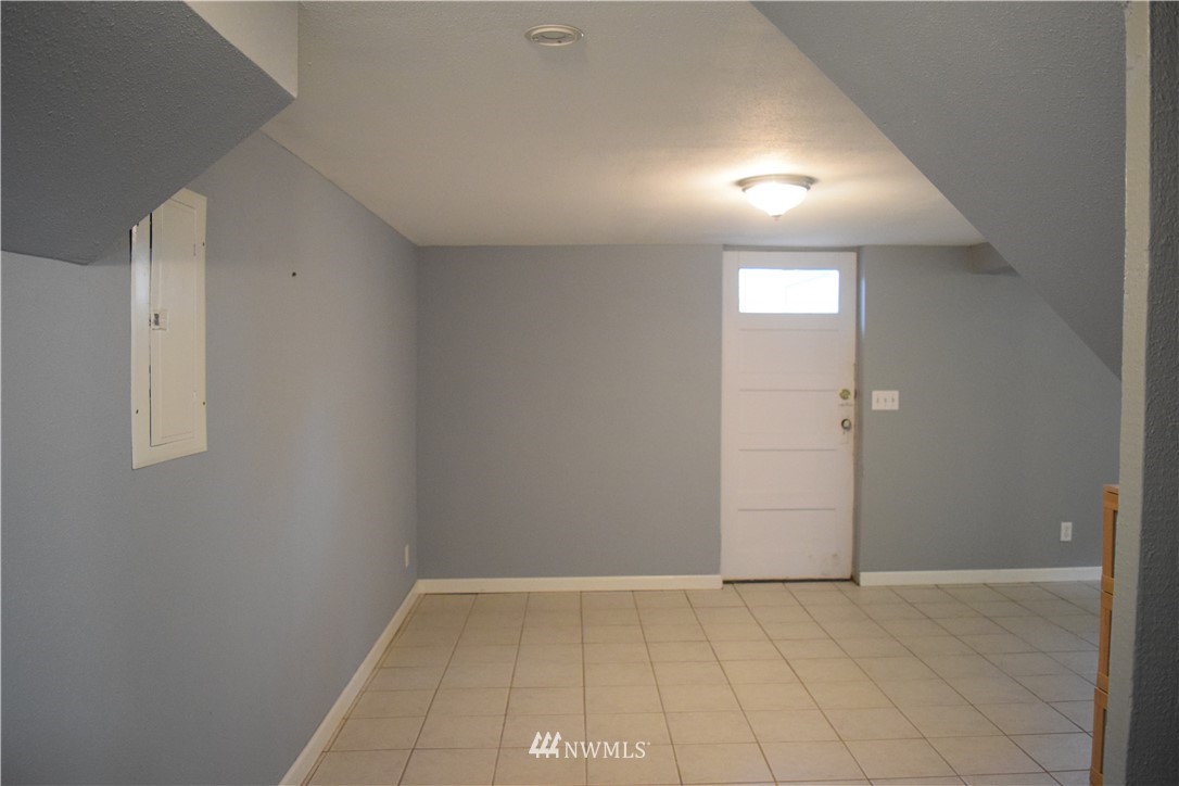 512 Williams Avenue South Renton, WA 98057 - Photo 17 of 21 Gallery Image 17