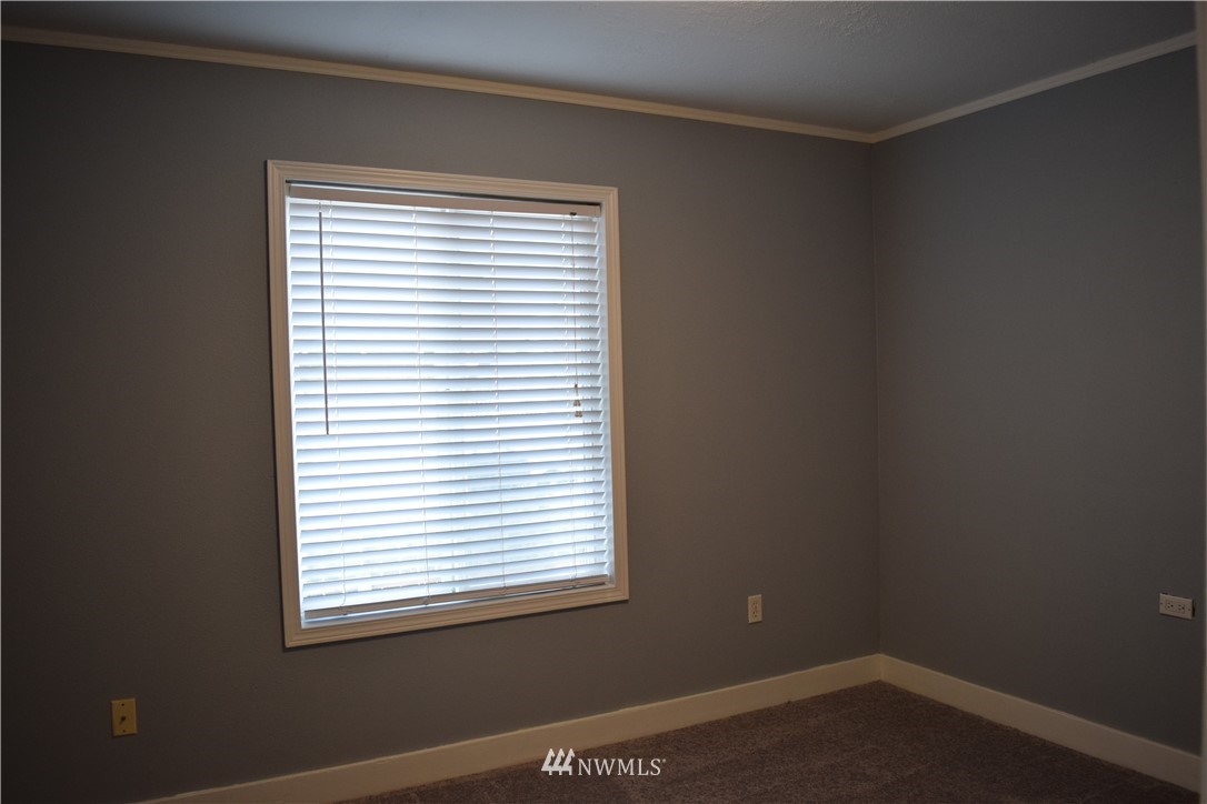 512 Williams Avenue South Renton, WA 98057 - Photo 8 of 21 Gallery Image 8