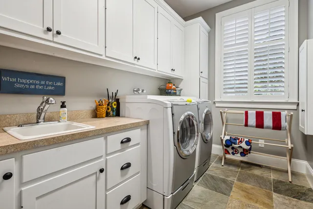 $6,700,000 | 20331 Blairs View Drive, White Pigeon, MI 49099