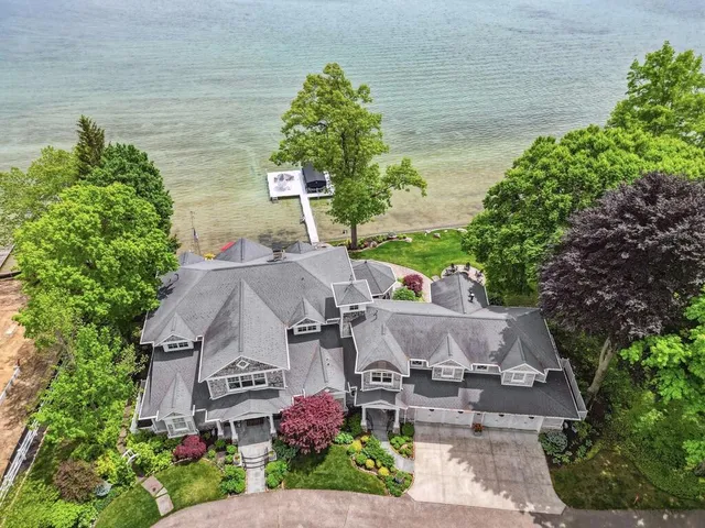 $6,700,000 | 20331 Blairs View Drive, White Pigeon, MI 49099