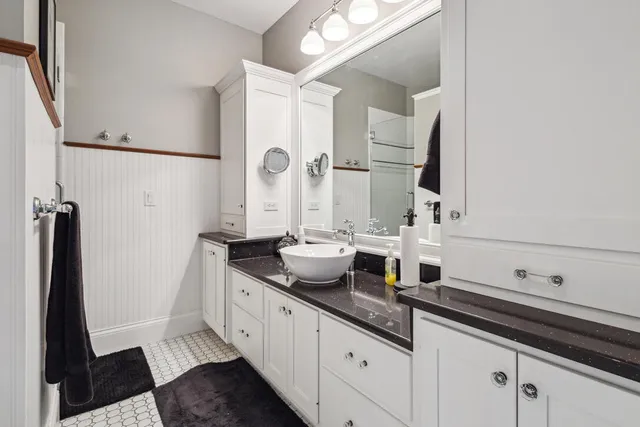 $6,700,000 | 20331 Blairs View Drive, White Pigeon, MI 49099