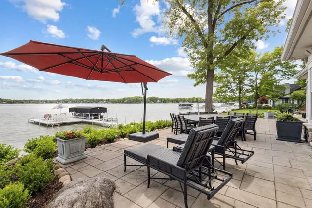 $6,700,000 | 20331 Blairs View Drive, White Pigeon, MI 49099