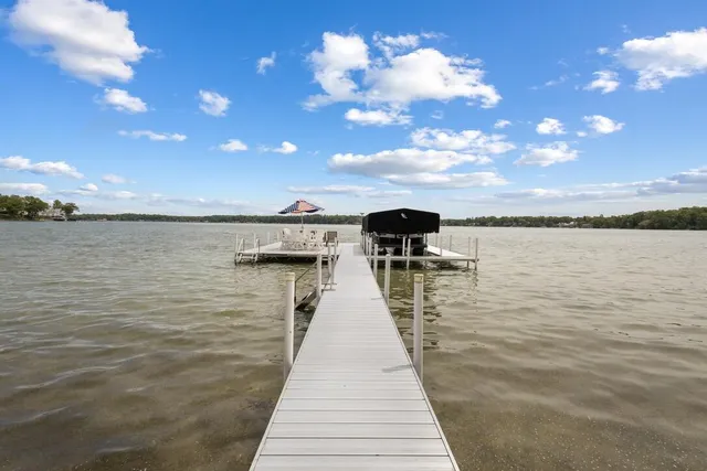 $6,700,000 | 20331 Blairs View Drive, White Pigeon, MI 49099