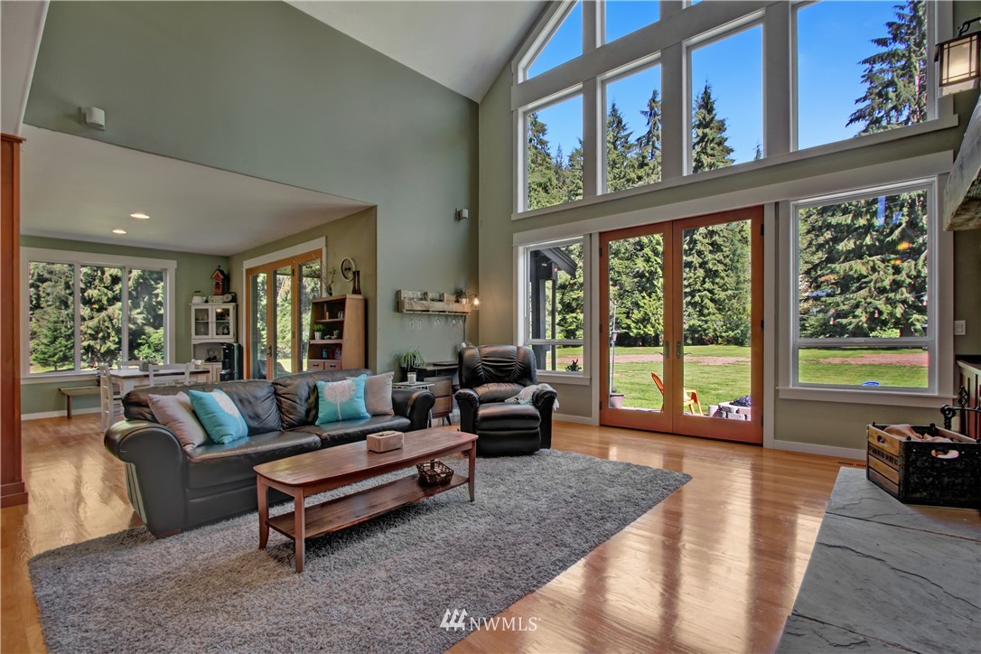 14317 Jordan Road Arlington, WA 98223 - Photo 4 of 24 Gallery Image 4