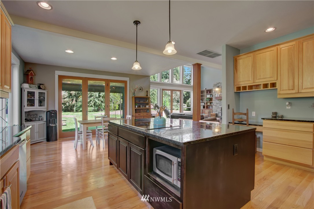 14317 Jordan Road Arlington, WA 98223 - Photo 8 of 24 Gallery Image 8