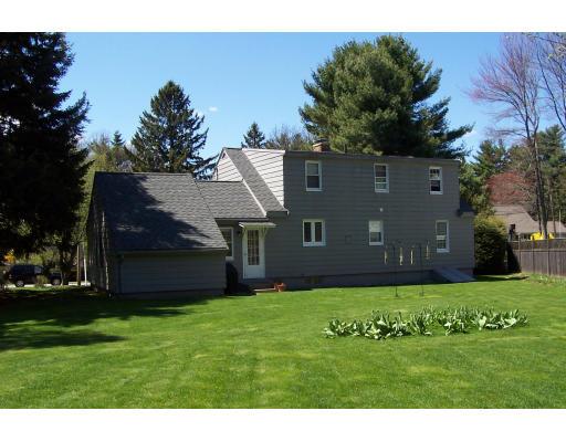 100 Lovell Road Holden, MA 01520 - Photo 3 of 12 Gallery Image 3