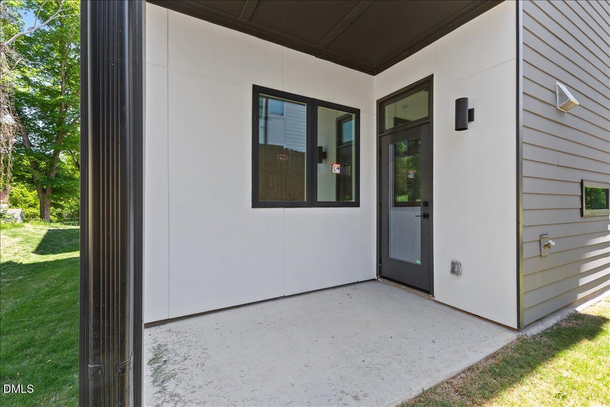541 Bragg Street Raleigh, NC 27601 - Photo 38 of 44 a view of front door and yard