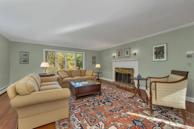 $995,000 | 427 North Main Street, Wolfeboro, NH 03894