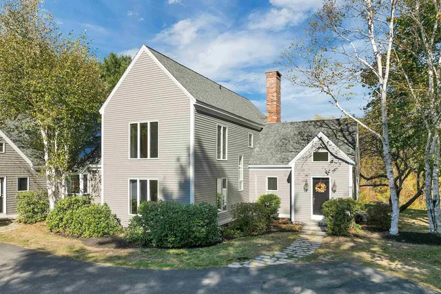 $995,000 | 427 North Main Street, Wolfeboro, NH 03894