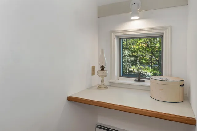 $995,000 | 427 North Main Street, Wolfeboro, NH 03894