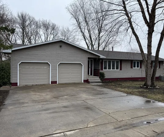 $297,000 | 703 3rd Street South, Ellendale, MN 56026