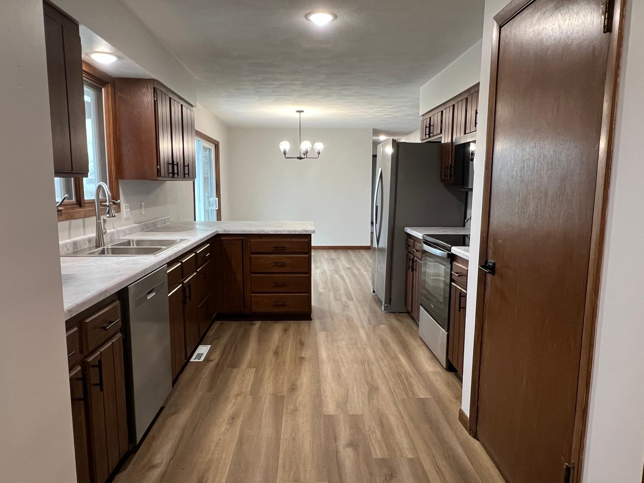 703 3rd Street South Ellendale, MN 56026 - Photo 14 of 28