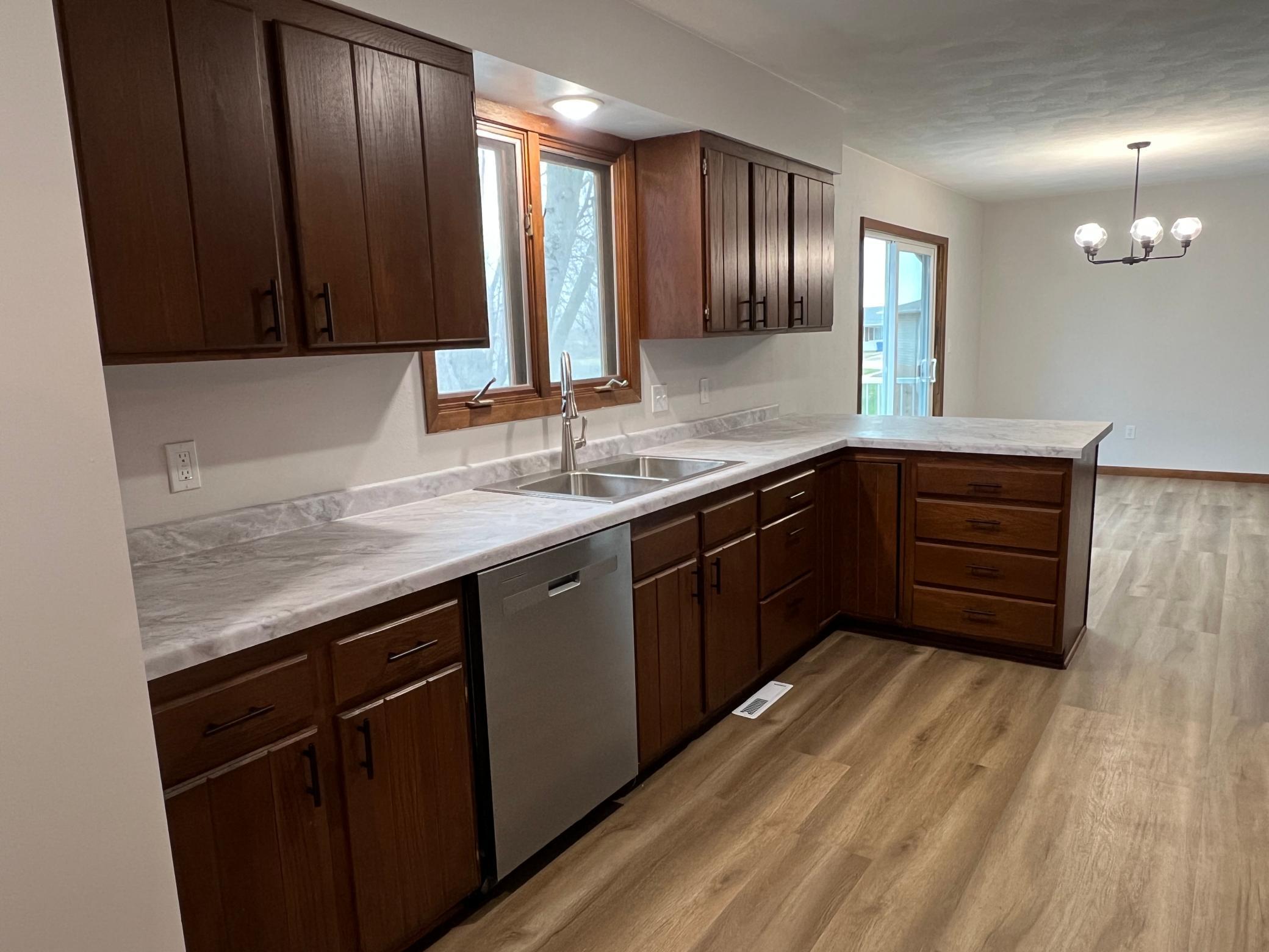 703 3rd Street South Ellendale, MN 56026 - Photo 9 of 28