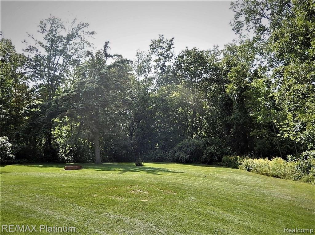 10183 Hartland Road Fenton, MI 48430 - Photo 78 of 83 78.JPG