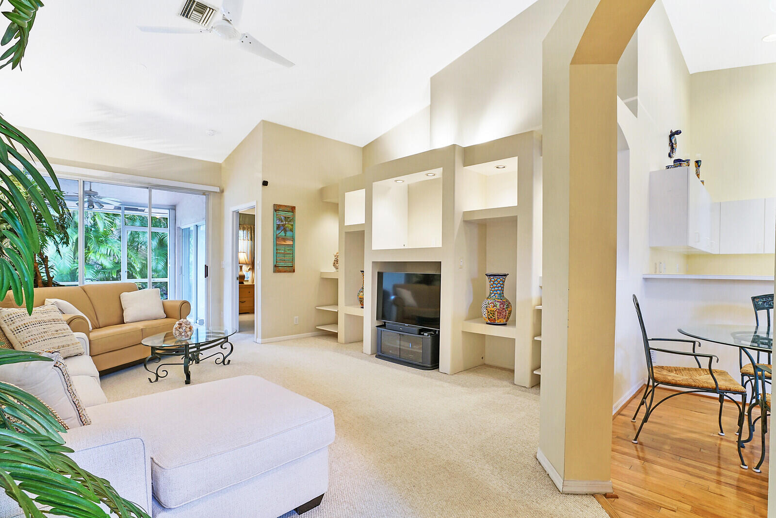 8284 Vía Bella Boca Raton, FL 33496 - Photo 16 of 30 16_Image_16_mls