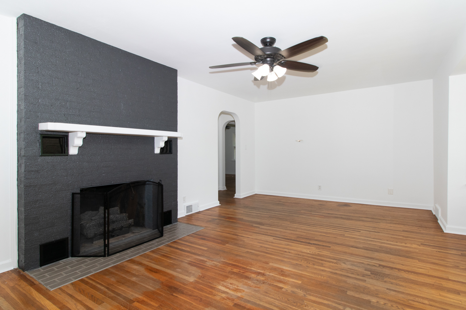 16 University Court Normal, IL 61761 - Photo 3 of 46 Gallery Image 3