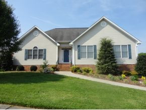 1012 Lake Ridge Square Johnson City, TN 37601 - Photo 1 of 20 Photo 1