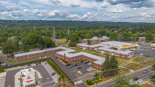 $229,000 | 47B Gramercy Gardens Place, Unit B, Middlesex, NJ 08846