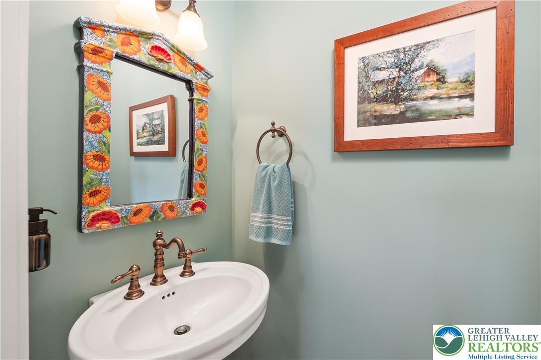 5136 Old Carriage Road Northampton, PA 18067 - Photo 36 of 56