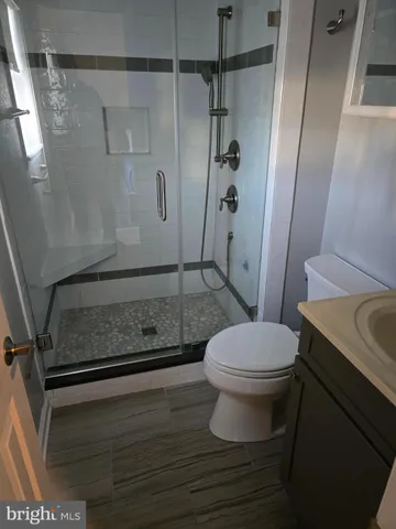 a view of livingroom with furniture